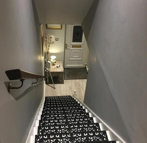 デラックスルーム, Wisteria House Perfect For Contractors & Business