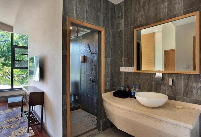 غرفة سوبيريور إطلالة على البحيرة, Guilin Heshe Lakeside Resort
