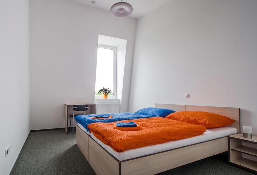 スタンダードルーム, Hc