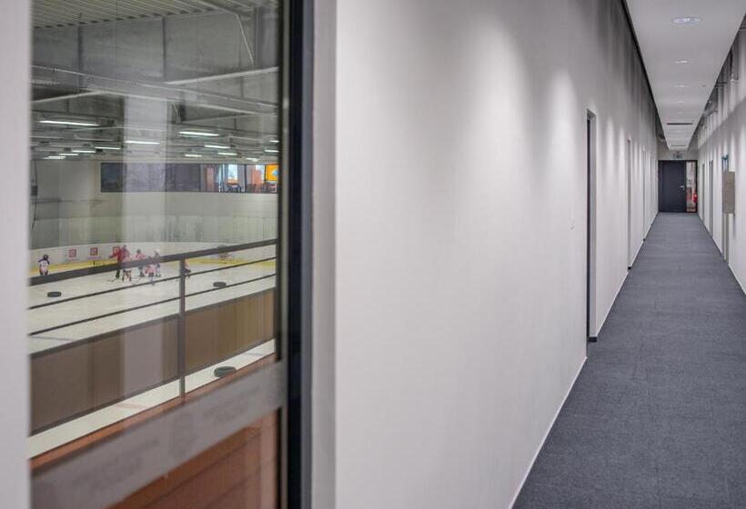 コンフォートトリプルルーム, Hc