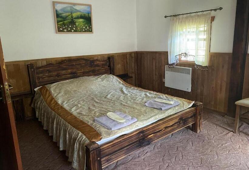 منزل غرفتين نوم, Orlyne Gnizdo