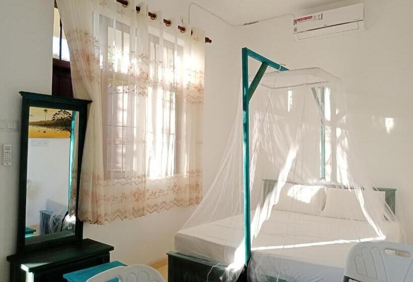 Номер Стандарт Вид на Сад, South Sea Villa