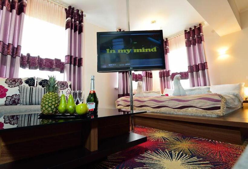 سوئیت 2 خوابه, Konfor Hotel Burabay