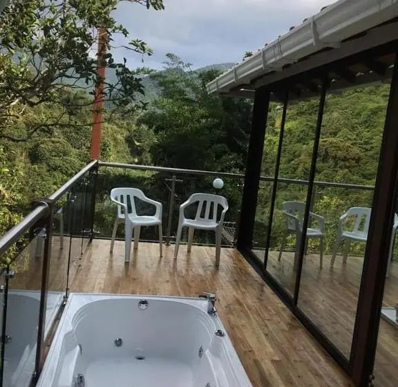ハイドロマッサージバス付きスイート, Finca Hotel Los Azahares
