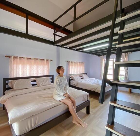 חדר סופריור עם טרסה, Pranpalun ปราณปาลัน