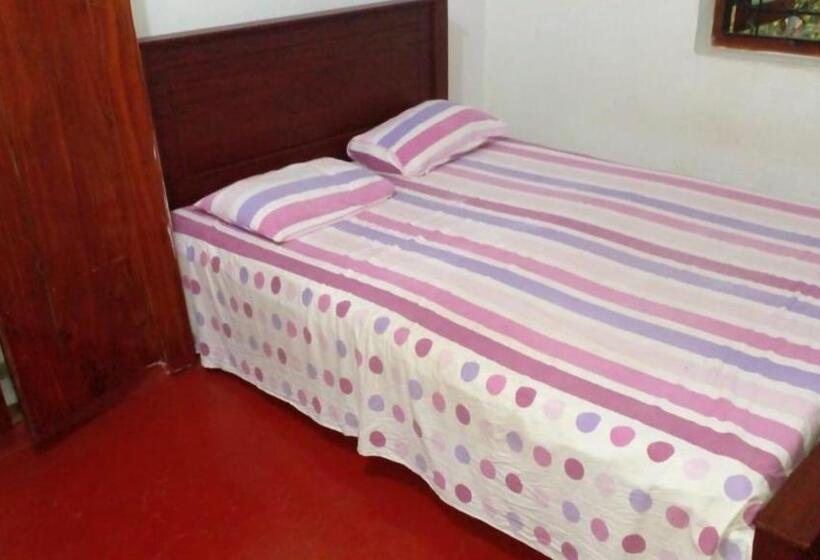 Номер Deluxe, Rivi Sanda Villa & Apartment Hikkaduwa