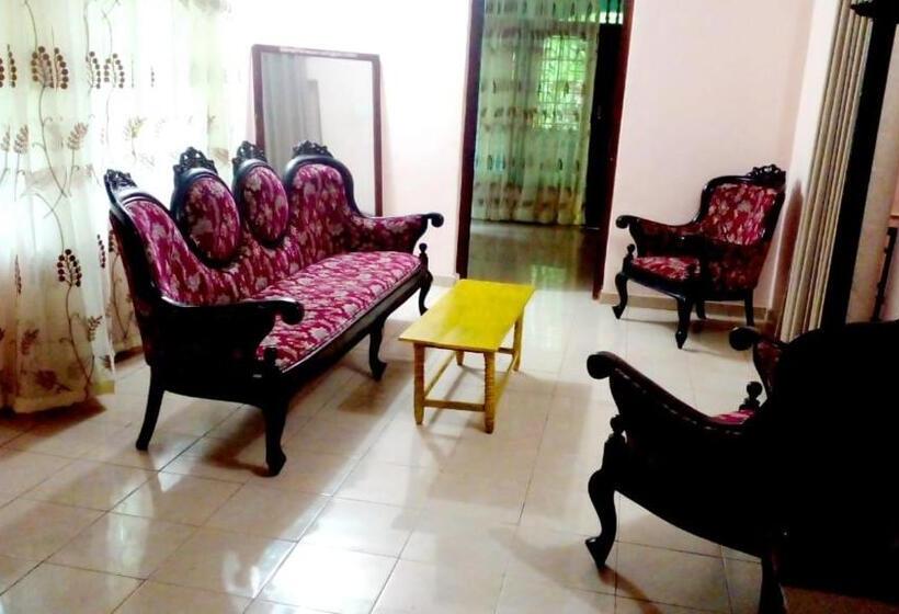 Номер Deluxe, Rivi Sanda Villa & Apartment Hikkaduwa