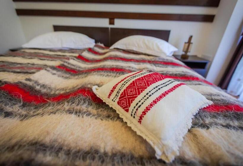 Номер Стандарт, Pensiunea Ciprian