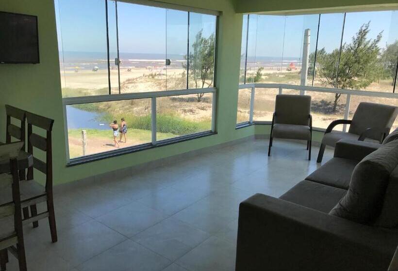 带1个卧室的豪华公寓, Residencial Veleiros Do Mar