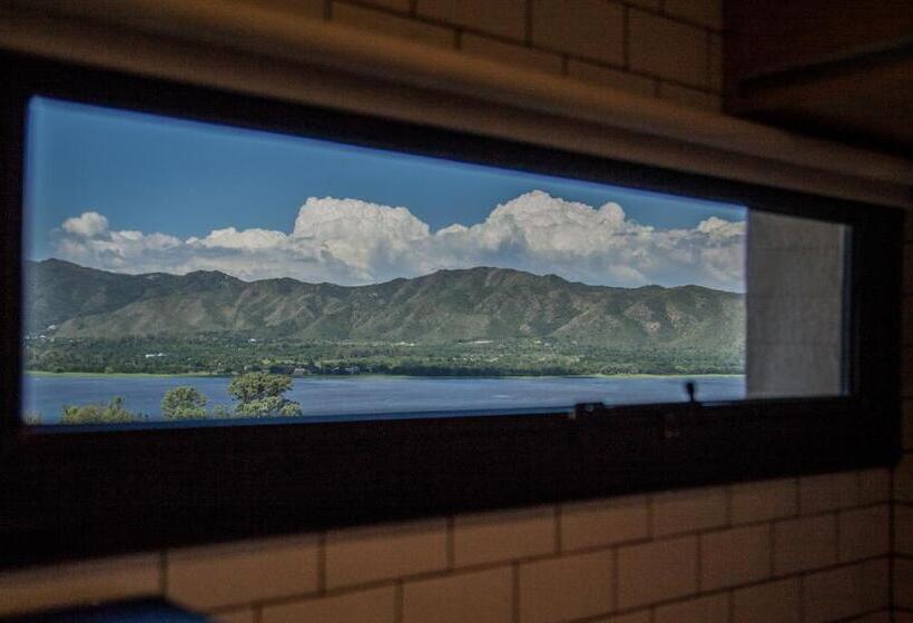 דירת דופלקס בת חדר שינה 1, Lake Point Residencias