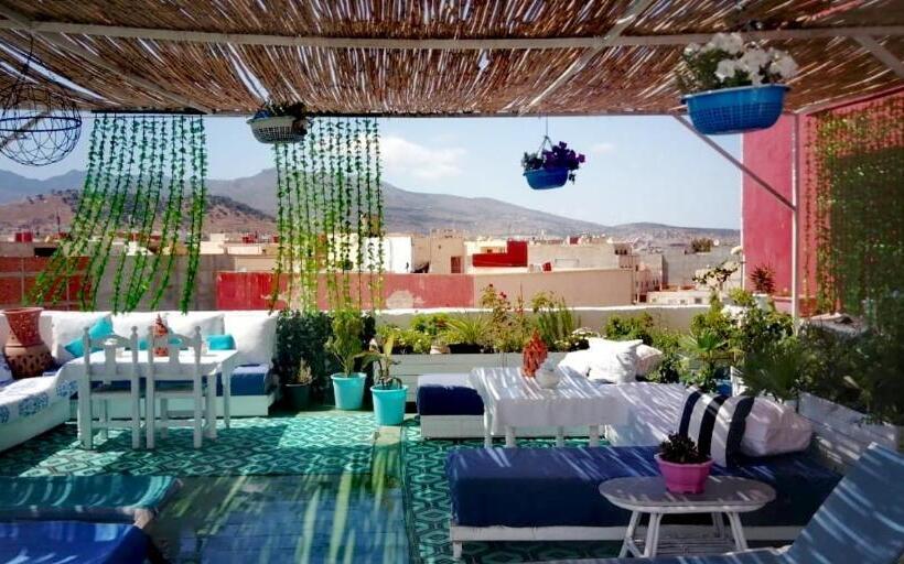 آپارتمان 1 خوابه با چشم‌انداز دریا, Sara House Nador