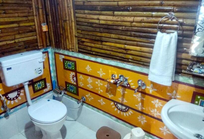 스탠다드 룸 산 전망, Vedic Vibes Resort