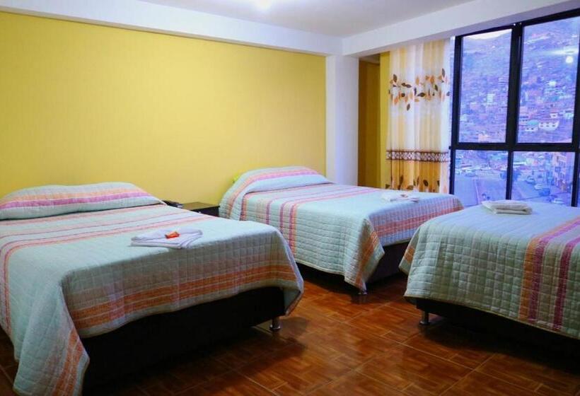 ファミリールーム, Bunker Hostal