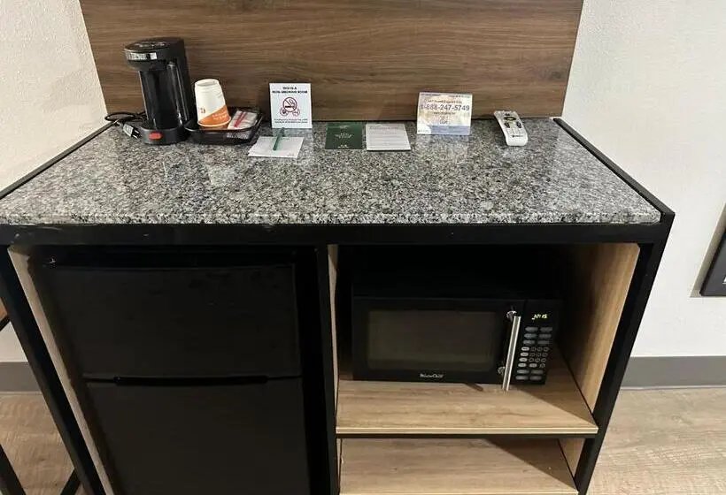 身障者適用キングサイズベッドルーム, Quality Inn
