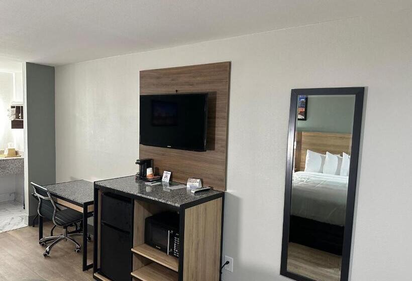 חדר סטנדרט עם מיטת קינג, Quality Inn