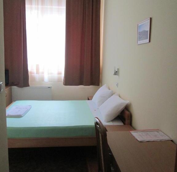 اتاق استاندارد, Garni Hotel Alma