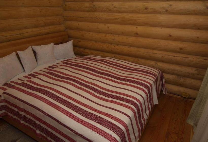 سوییت جونیور, Marika