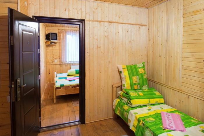 اتاق استاندارد چهار تخته, Smerichka