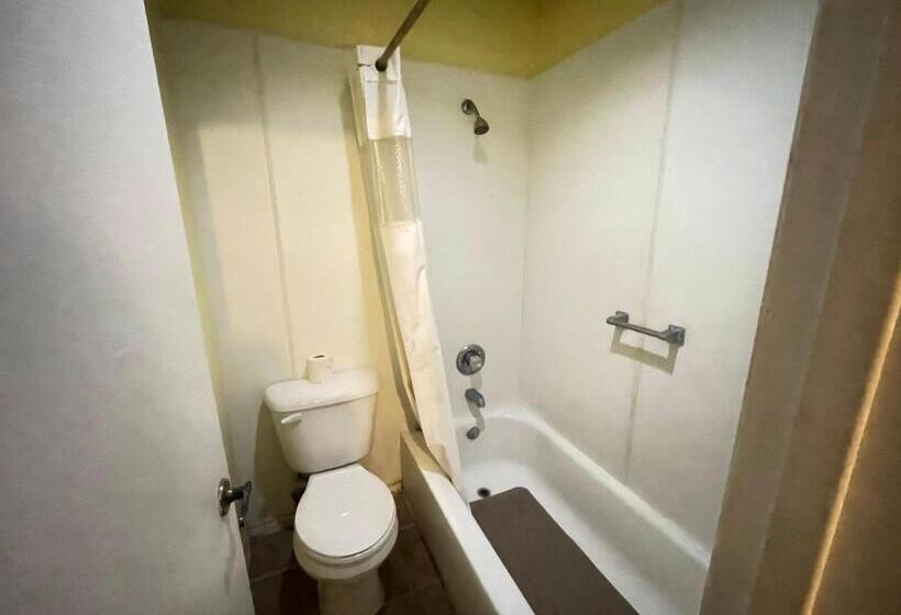 Стандартный Номер Кровать Кинг, Relax Inn Copperas Cove