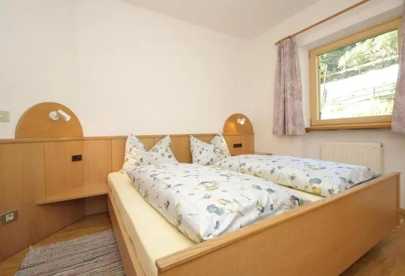 Apartament 2 Dormitoris, Paderlafoderhof