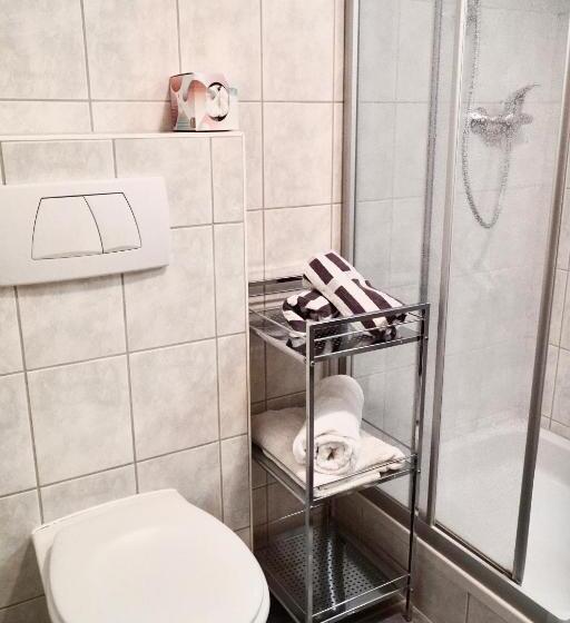 Апартаменты 3 Спальни, Apart Laresch