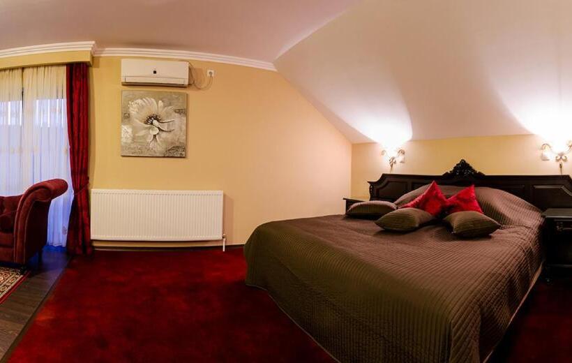 デラックススタジオ, Conacul Benke