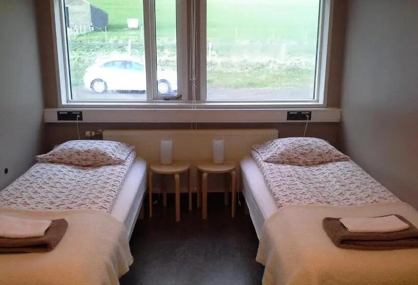 اتاق استاندارد با سرویس بهداشتی مشترک, Guesthouse Reynir