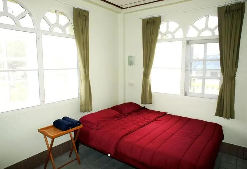 Economy Yhden Hengen Huone, Roo Poo Guest House