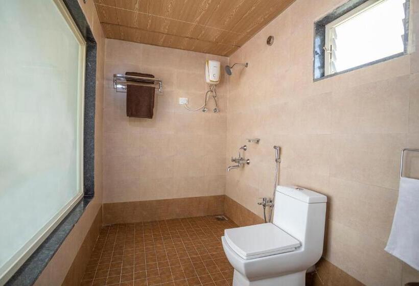 חדר סטנדרט נוף לבריכה, Dark Forest Retreat