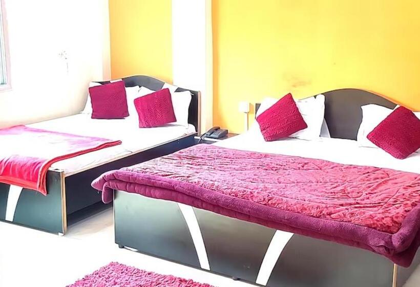 デラックスファミリールーム, New Ashiyana Palace Varanasi