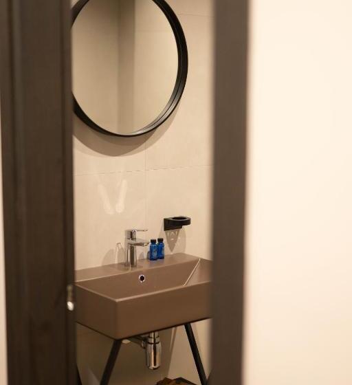 غرفة سوبيريور مطلّة علي البحر مزودة بشُرفة, Joelle Premium Hotel