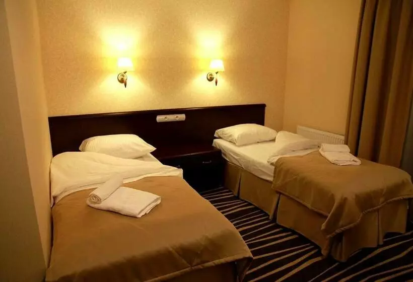 Standard-huone, Adria
