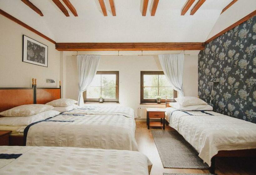 Номер Стандарт Трехместный, Podkowa Modliszów