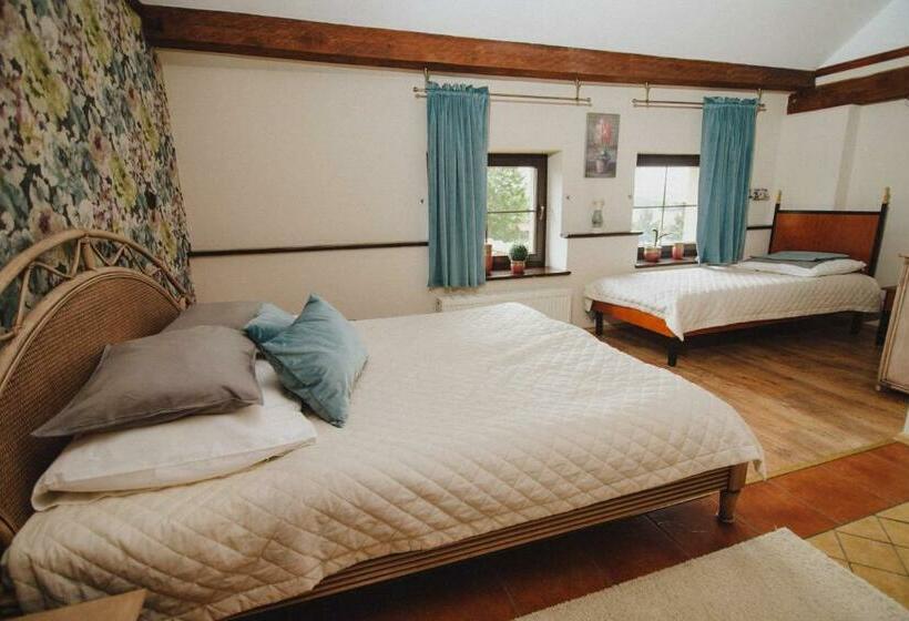 Номер Стандарт Трехместный, Podkowa Modliszów