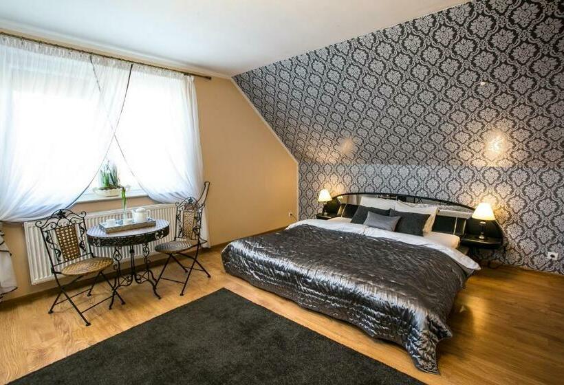 Номер Стандарт, Agro Nad Stawem