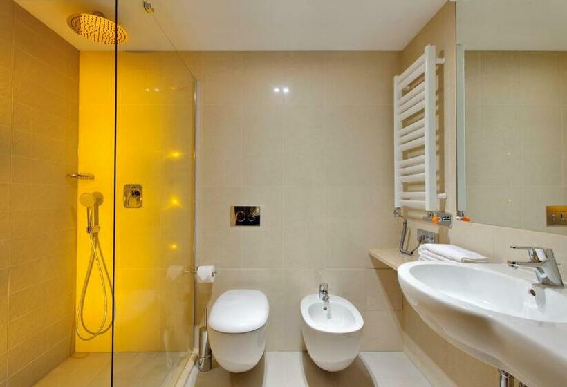 スタンダードシングルルーム, Bristol Art & Medical Spa