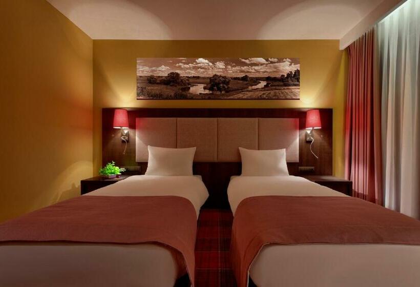 スタンダードルーム, Bristol Art & Medical Spa