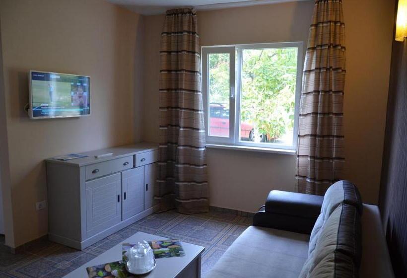 带两个卧室的复式公寓, Club De Vacanta Corabia Piratilor Mamaia Nord