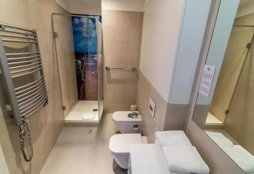 Sviitti Merinäkymä, Dom Zdrojowy Resort & Spa   Destigo Hotels