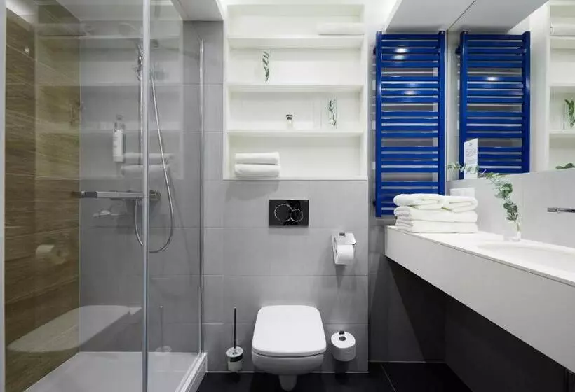 Comfort-huone, Dom Zdrojowy Resort & Spa   Destigo Hotels