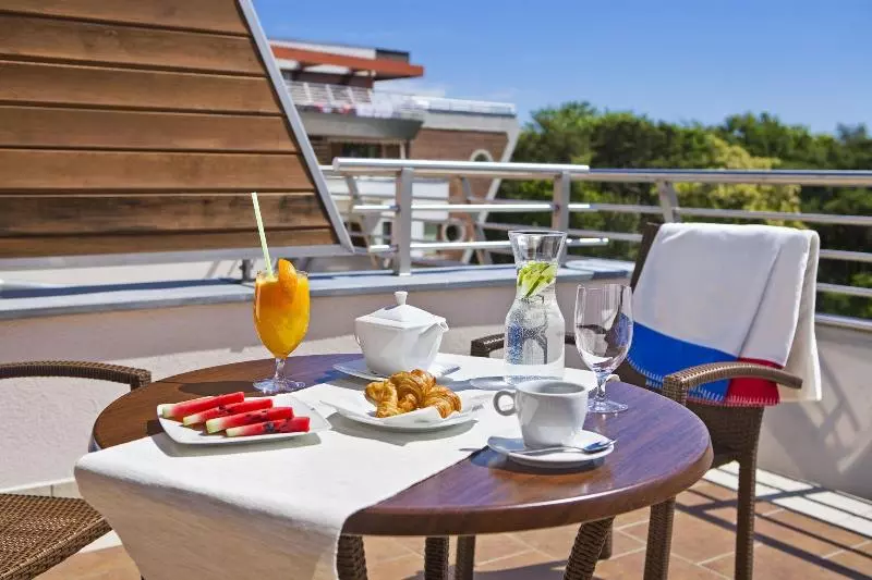 Sviitti Merinäkymä, Dom Zdrojowy Resort & Spa   Destigo Hotels