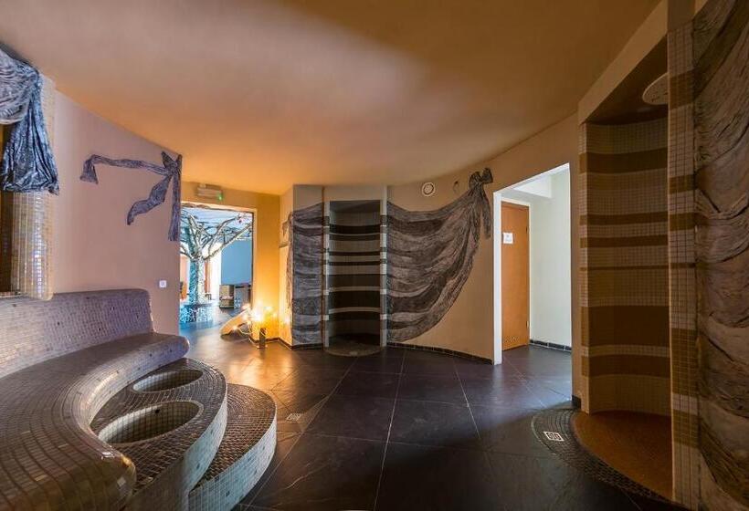 اتاق استاندارد سه نفره, Góral Spa&wellness