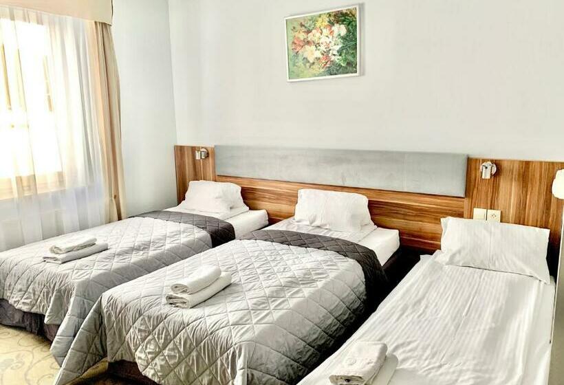 غرفة قياسية ثلاثية, Komfort