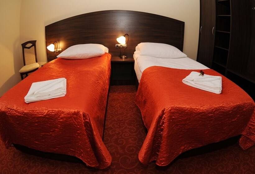 اتاق استاندارد, Nekla