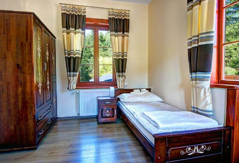 Семейное Студио, Noclegi Styrnol & Spa