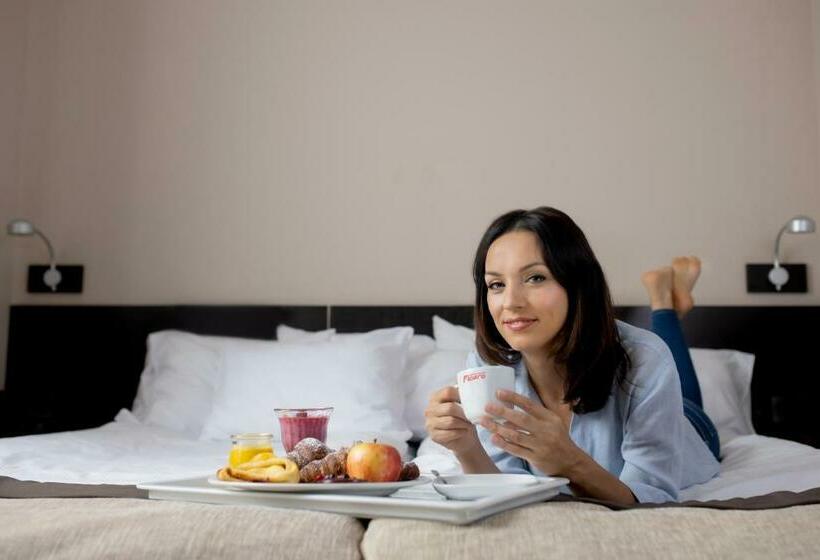 غرفة إقتصادية, Picaro Stok