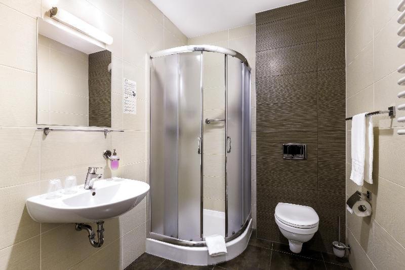 غرفة قياسية, Picaro Stok