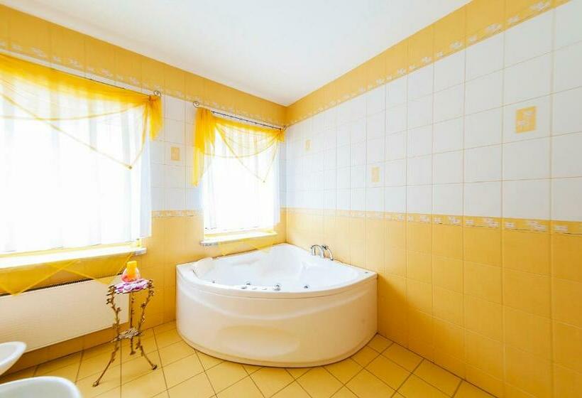 Апартаменты 2 Спальни, Uroczysko
