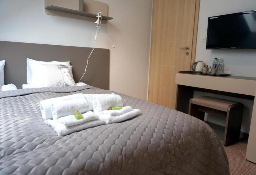 اتاق راحتی, Villa Modlin Airport