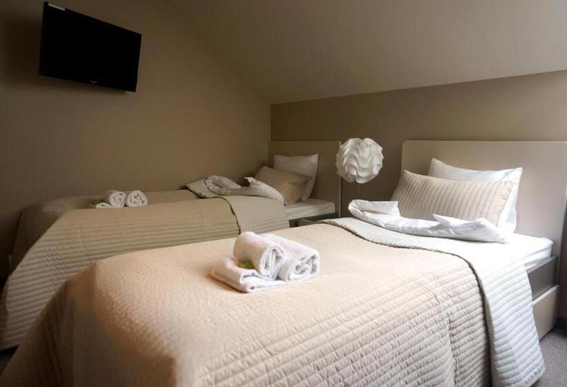 اتاق استاندارد, Villa Modlin Airport